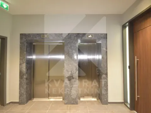 Rent, office space, 2542m², Centar, Podgorica - image 13