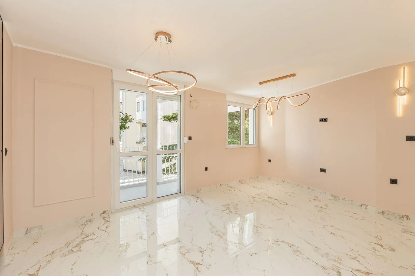 Prodaja, dvosoban stan, 95m², Igalo, Herceg Novi