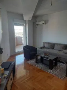Izdavanje, jednosoban stan, 69m², City Kvart, Podgorica