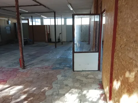 Rent, office space, 800m², Trešnja-Koviona, Sopot - image 8