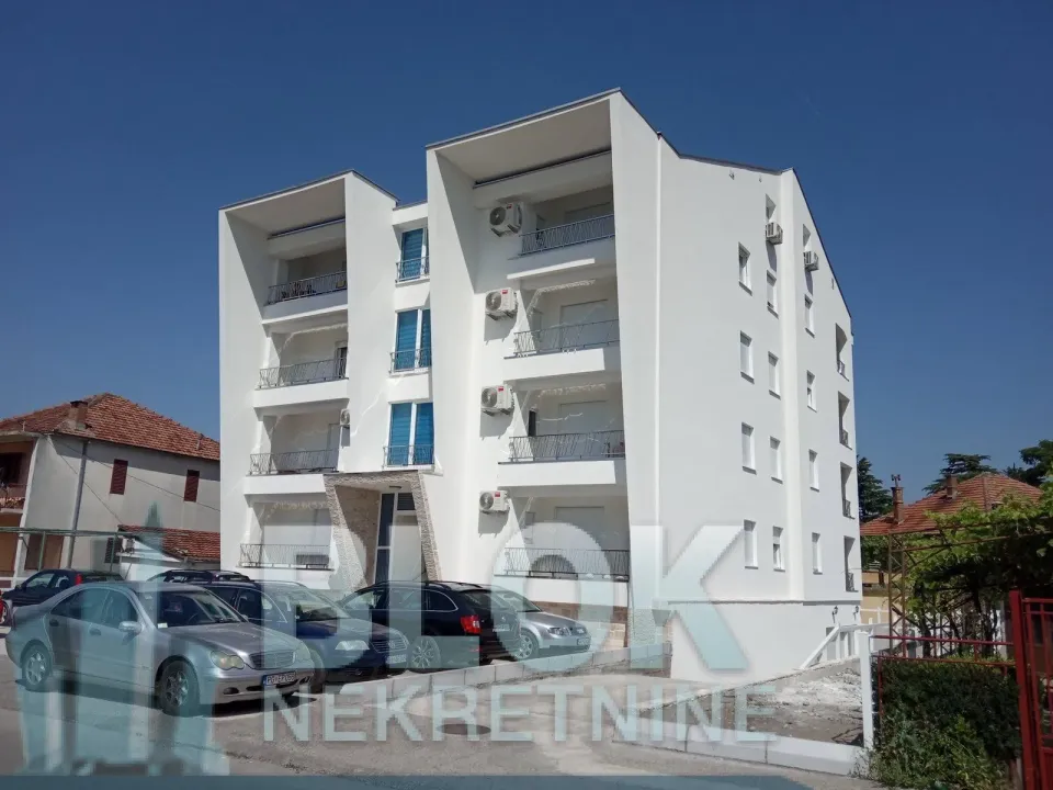 Izdavanje, poslovni prostor, 60m², Stari Aerodrom, Podgorica