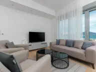 Izdavanje, kuća, 273m², Marići, Tivat - image 17