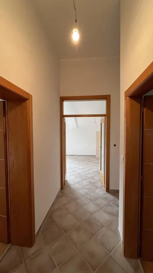 Prodaja, dvosoban stan, 79m², Glavati, Kotor