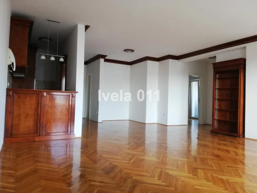 Sale, four bedroom apartment, 117m², Savski Venac, Beograd