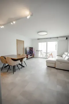 Sale, one bedroom apartment, 45m², Sveti Stefan, Budva - image 9