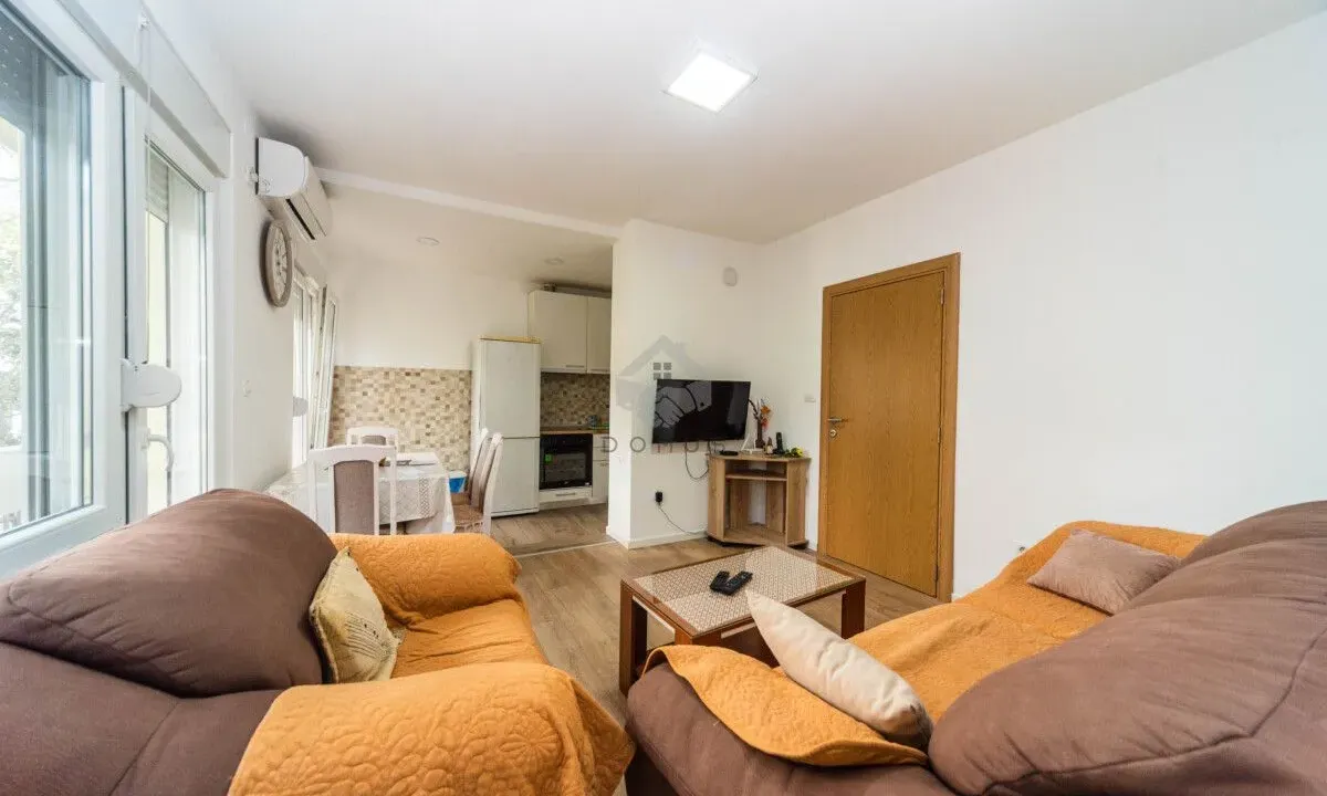 Rent, two bedroom apartment, 65m², Autobuska stanica, Podgorica