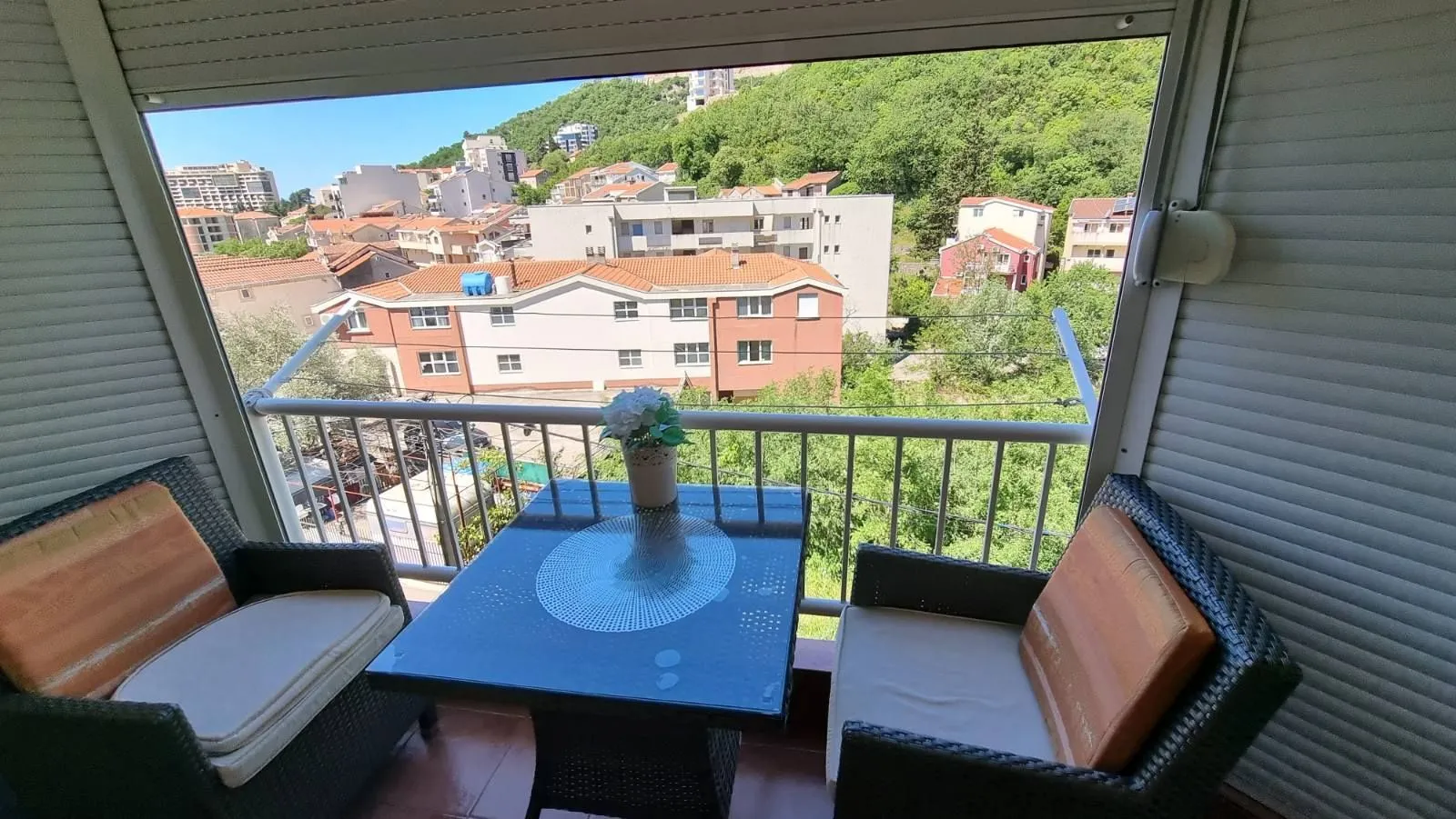 Prodaja, dvosoban stan, 58m², Bečići, Budva