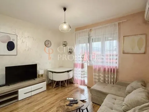 Izdavanje, stan, 56m², Preko Morače, Podgorica - image 1