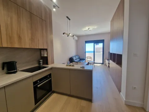 Rent, one bedroom apartment, 42m², Bečići, Budva - image 3