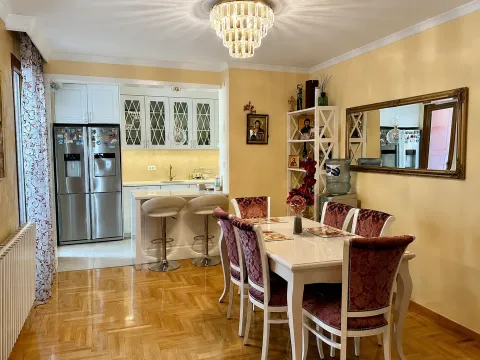 Rent, three bedroom apartment, 120m², Centar, Podgorica - image 6