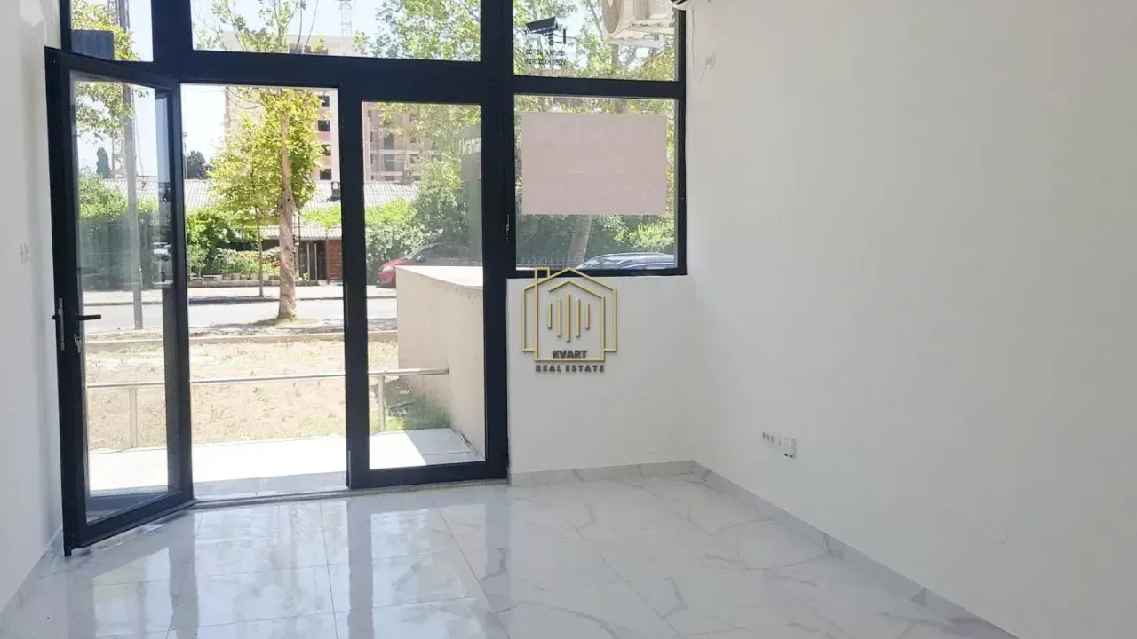 Rent, office space, 24m², Pobrežje, Podgorica