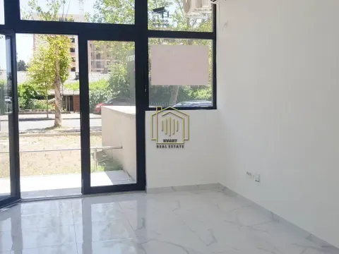 Poslovni prostor in Pobrežje