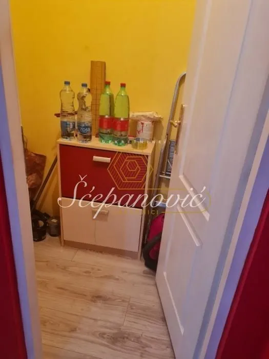 Prodaja, trosoban stan, 88m², Centar, Novi Sad