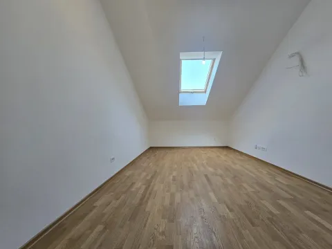 Sale, apartment, 41m², Stari Aerodrom, Podgorica - image 3