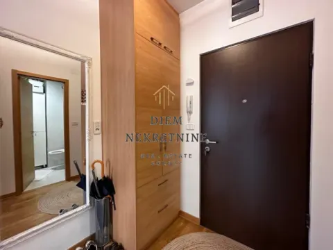 Izdavanje, jednosoban stan, 50m², City Kvart, Podgorica - image 6