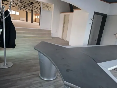 Rent, office space, 360m², Novo naselje, Novi Sad - image 3