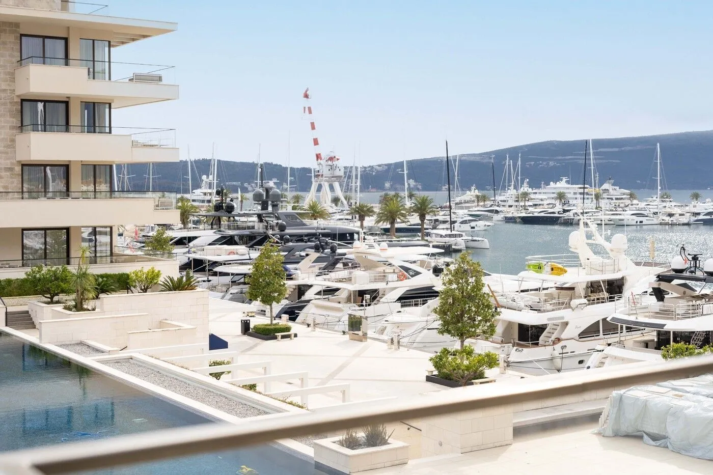 Prodaja, jednosoban stan, 81m², Tivat, Crna Gora