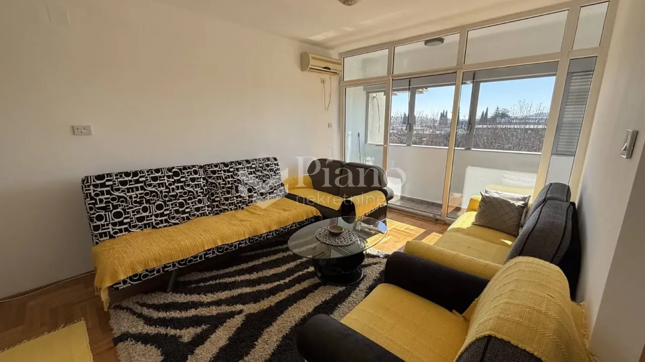 Izdavanje, jednosoban stan, 42m², Podgorica, Crna Gora