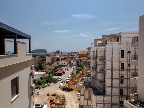 Sale, one bedroom apartment, 46m², Budva, Crna Gora - image 7