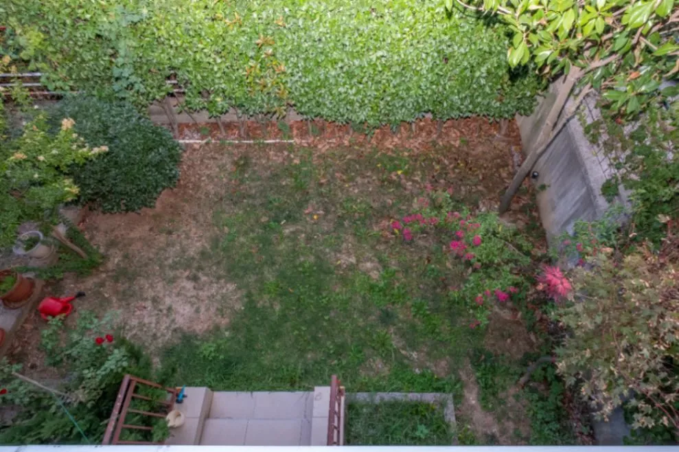 Izdavanje, kuća, 220m², Tološi, Podgorica