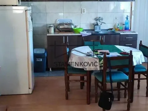 Prodaja, kuća, 330m², Veternik, Novi Sad Sve Podlokacije - image 2