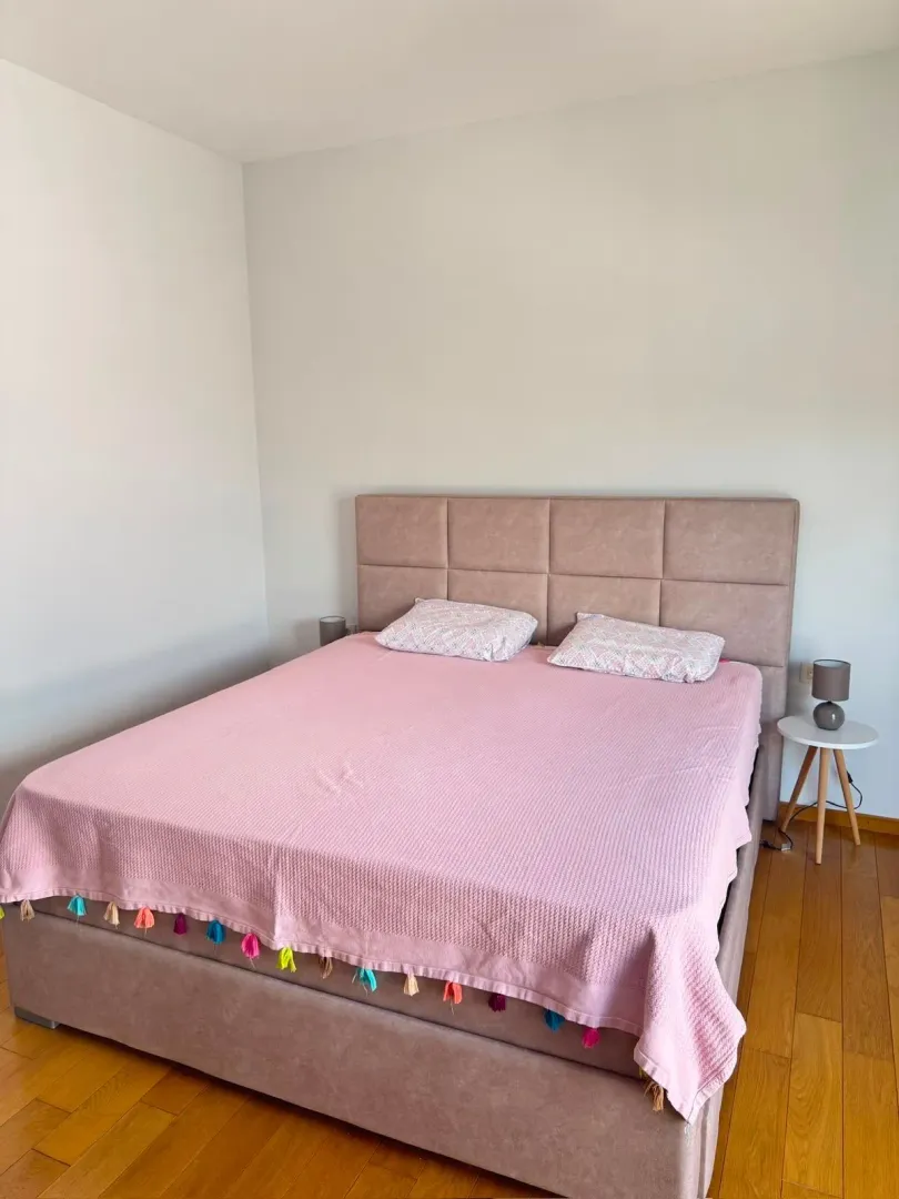 Izdavanje, dvosoban stan, 77m², Seljanovo, Tivat