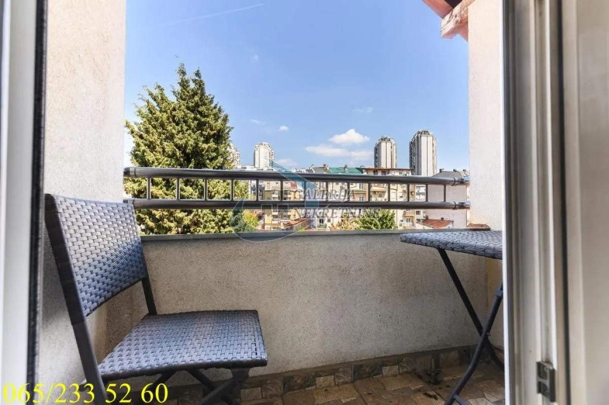 Prodaja, dvosoban stan, 40m², Južni Bulevar, Vračar Sve Podlokacije