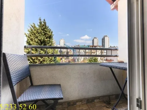 Sale, two bedroom apartment, 40m², Južni Bulevar, Vračar Sve Podlokacije - image 10