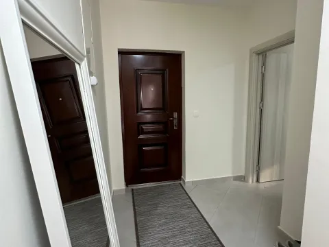 Izdavanje, jednosoban stan, 48m², Tivat, Crna Gora - image 17