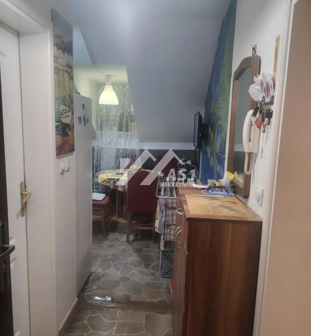 Prodaja, jednosoban stan, 37m², Adice, Novi Sad Sve Podlokacije