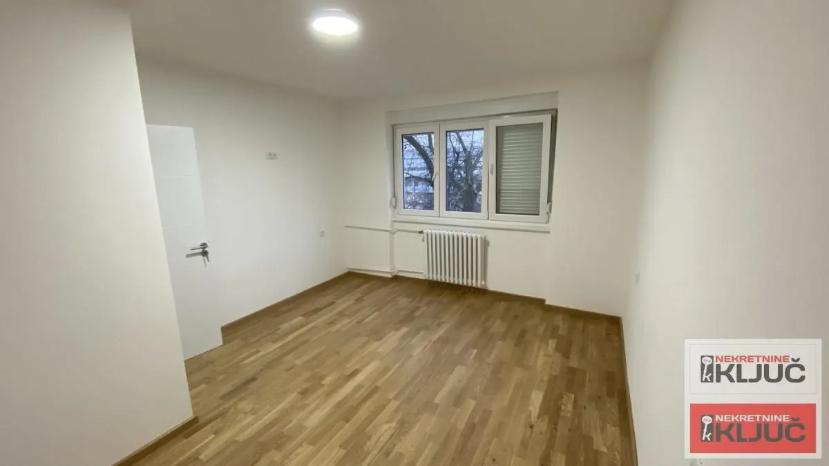 Prodaja, dvosoban stan, 54m², Sajmište, Novi Sad