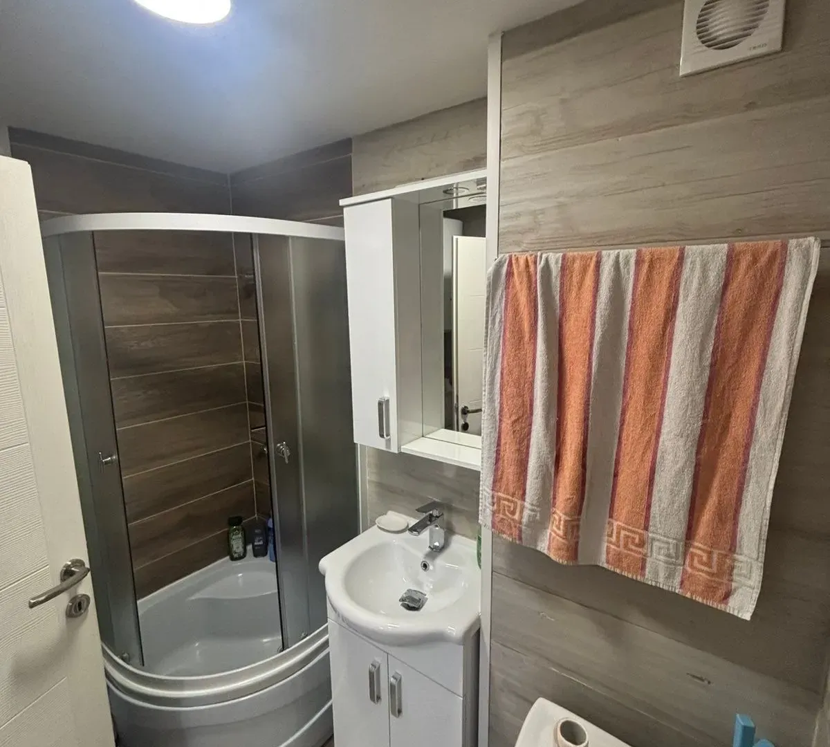 Rent, one bedroom apartment, 43m², Stari Aerodrom, Podgorica