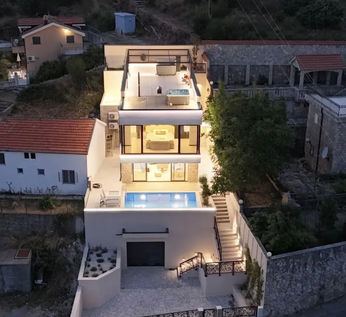 Prodaja, kuća, 200m², Herceg Novi, Crna Gora