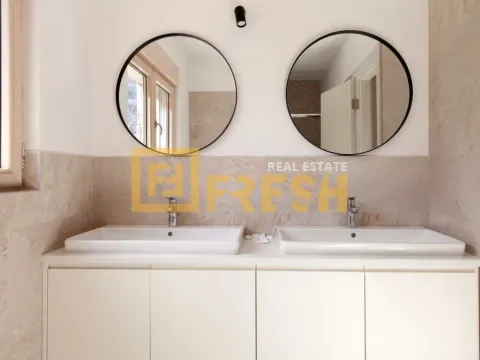 Prodaja, dvosoban stan, 136m², Kotor, Crna Gora - image 13