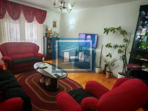 Sale, house, 420m², Gloždak, Paraćin - image 3