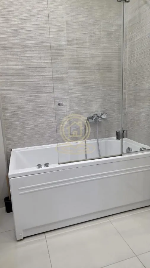 Izdavanje, stan, 130m², Bogoslovija, Palilula Sve Podlokacije