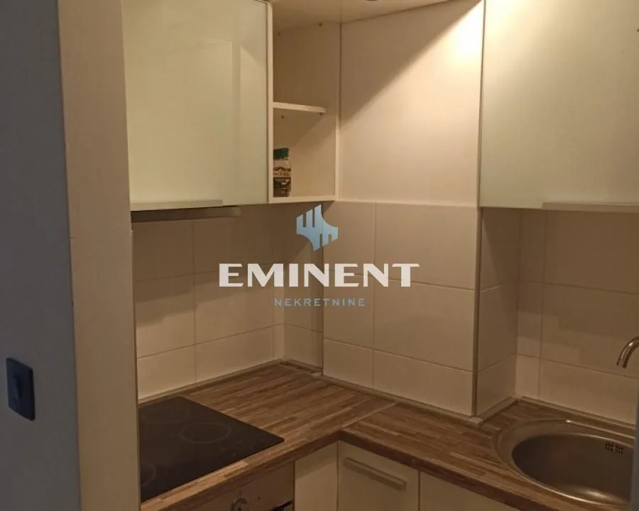 Rent, two bedroom apartment, 37m², Crveni Krst, Beograd