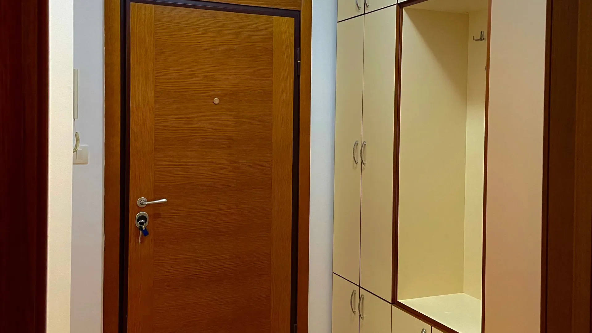 Izdavanje, jednosoban stan, 65m², Rozino, Budva