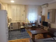 Izdavanje, trosoban stan, 48m², Novo naselje, Novi Sad - image 1