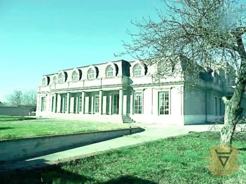 Rent, house, 900m², Jajinci, Voždovac Sve Podlokacije