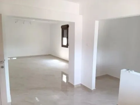 Rent, office space, 100m², Masline, Podgorica - image 2