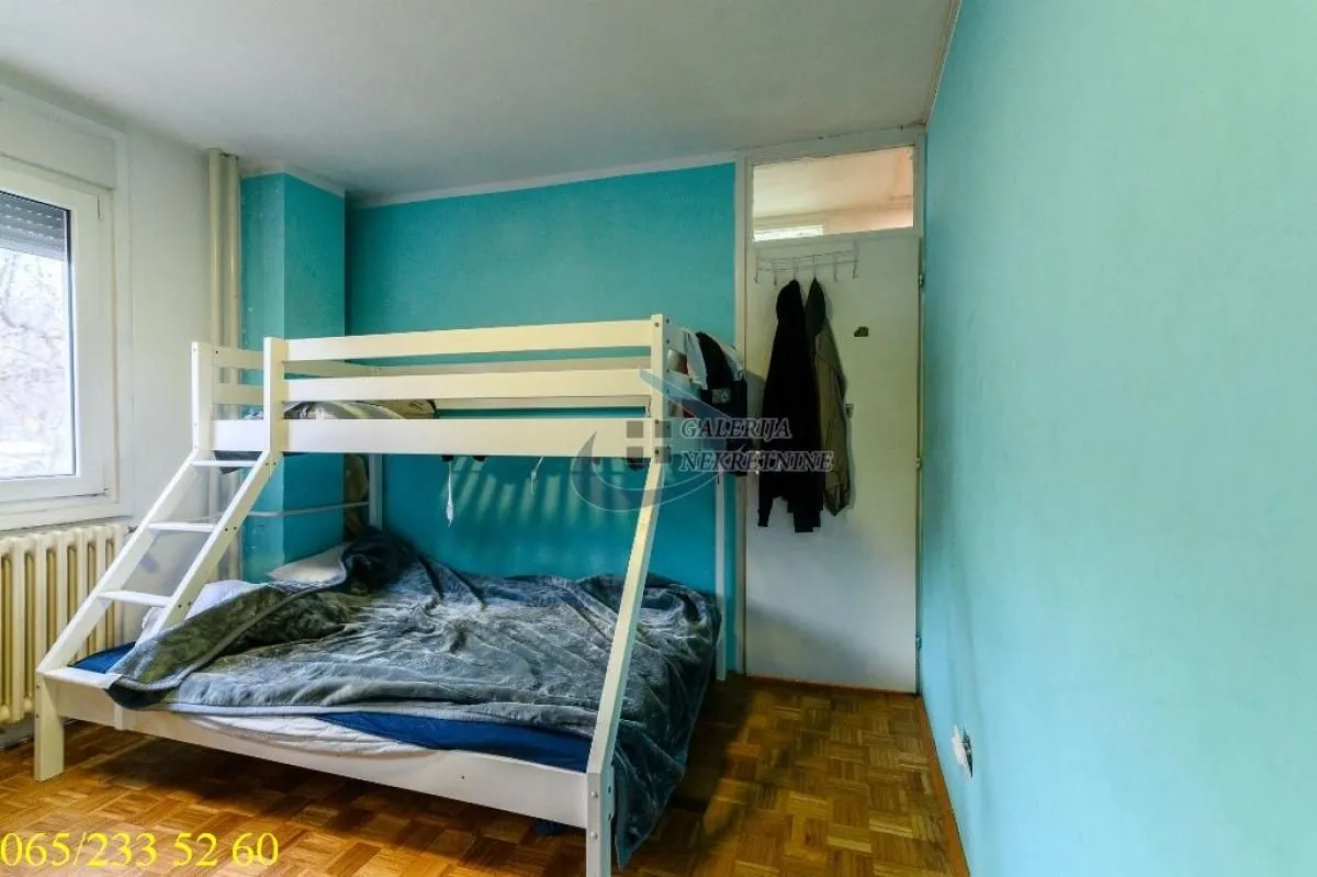Sale, three bedroom apartment, 73m², Novi Beograd Blok 34, Novi Beograd Sve Podlokacije