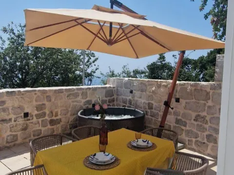 Rent, house, 120m², Kuljače, Budva - image 17