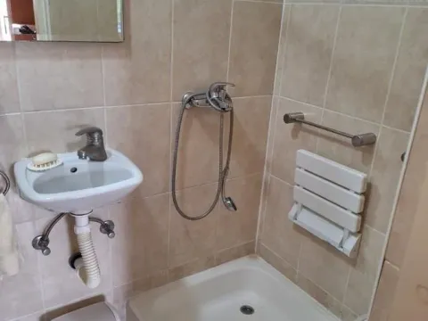 Prodaja, četvorosoban stan, 120m², Vidikovački venac, Rakovica - image 4