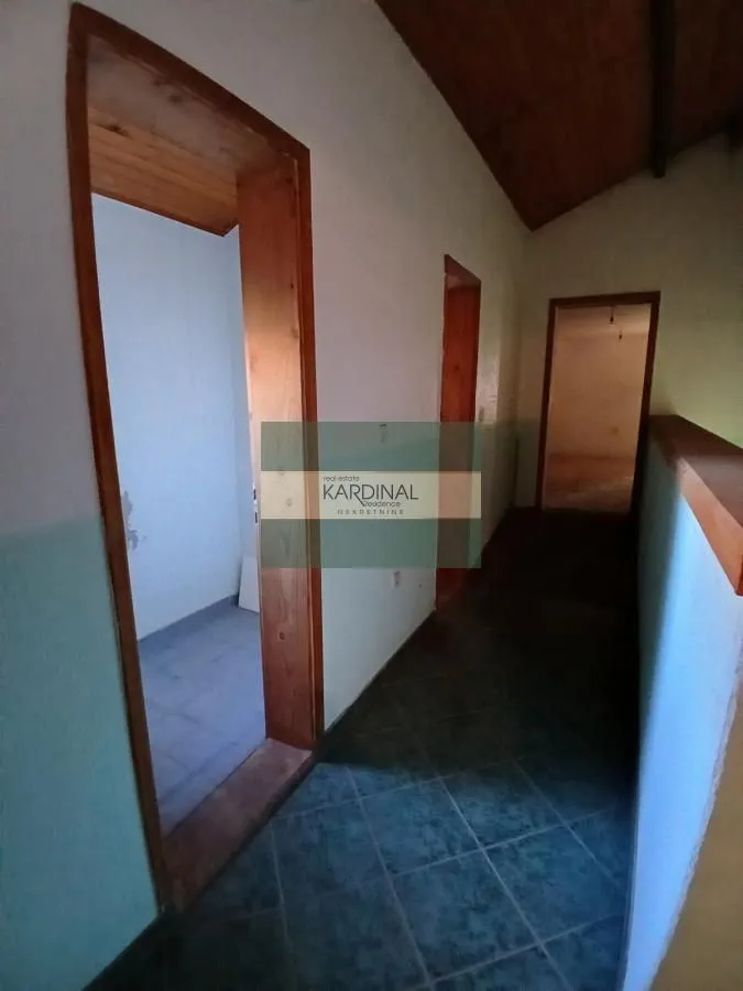Sale, house, 536m², XI Kongres, Paraćin