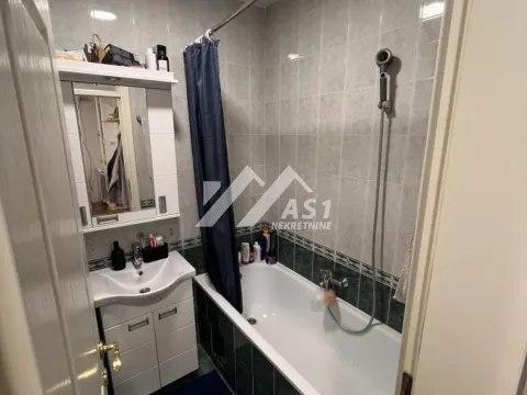 Rent, two bedroom apartment, 47m², Centar, Novi Sad - image 9