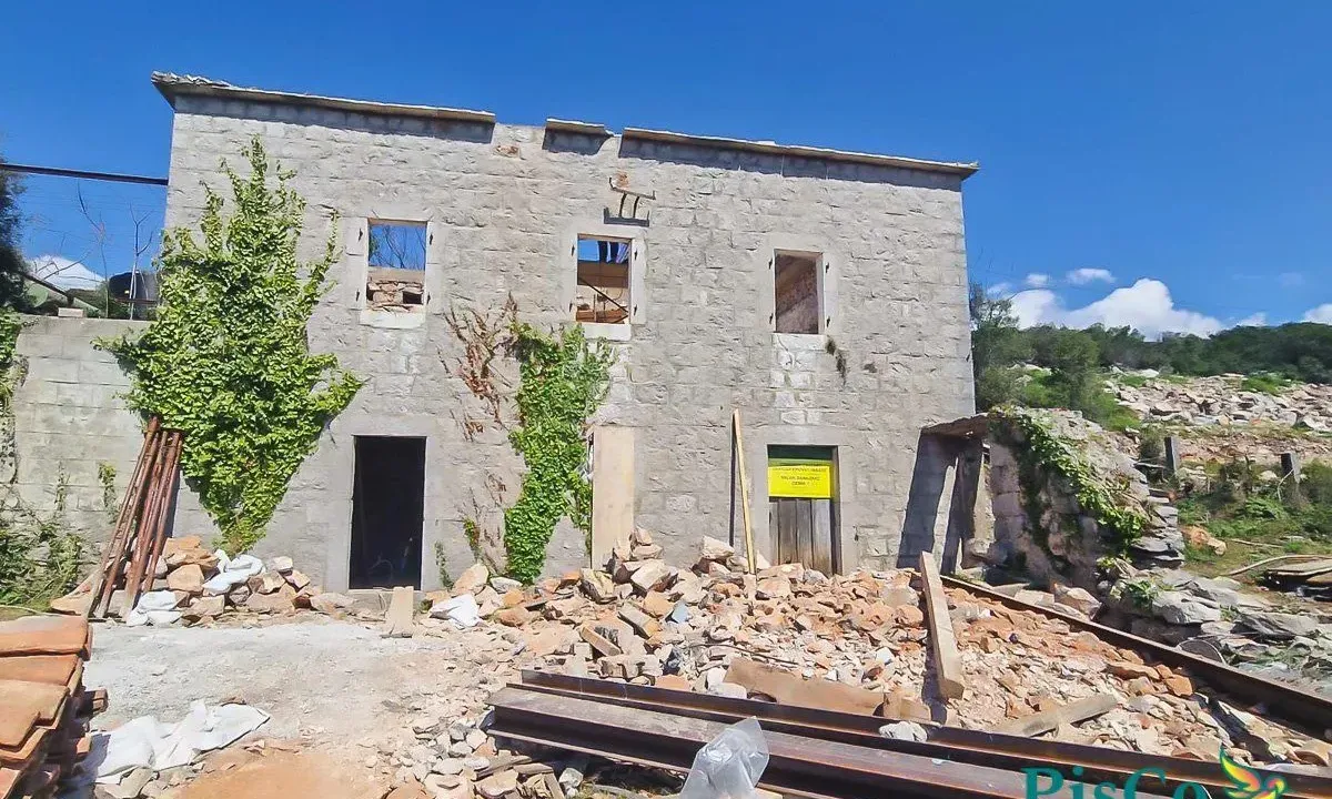 Sale, house, 170m², Kotor, Crna Gora