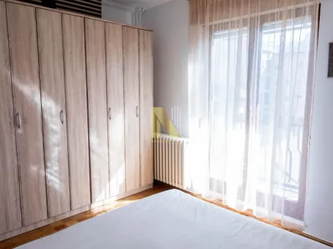 Izdavanje, trosoban stan, 71m², Centar, Novi Sad - image 12