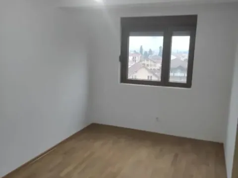 Prodaja, dvosoban stan, 56m², Stari Aerodrom, Podgorica - image 3