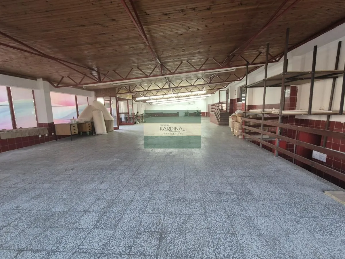 Sale, office space, 327m², Budžino brdo, Jagodina